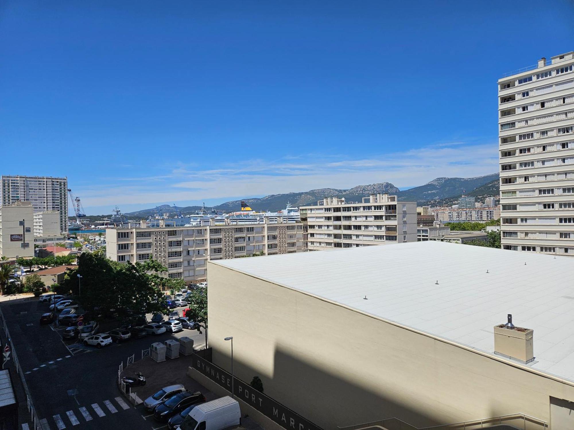Chambre En Colocation Fille, Proche Mer, Climatisation 土伦 外观 照片