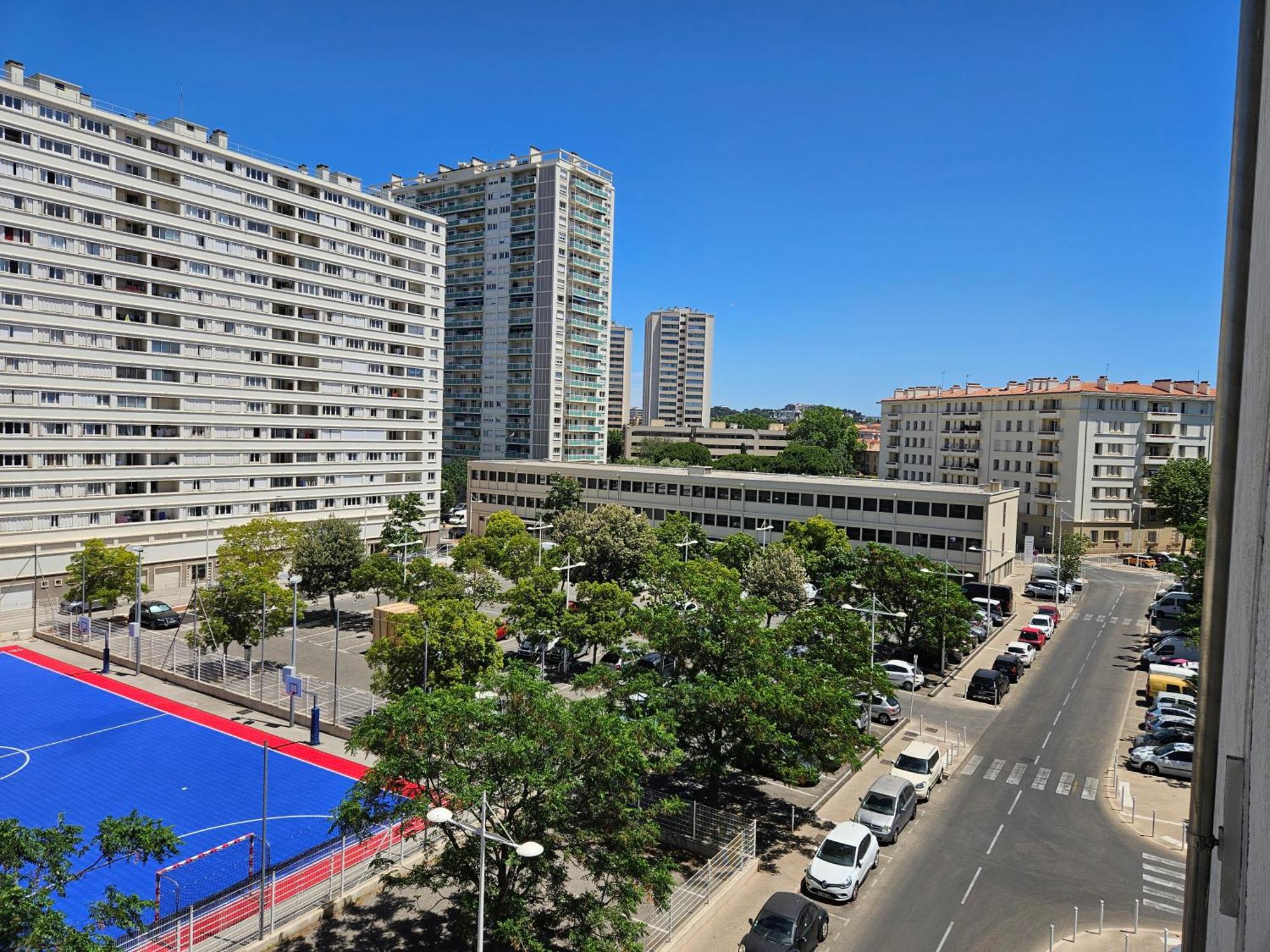 Chambre En Colocation Fille, Proche Mer, Climatisation 土伦 外观 照片