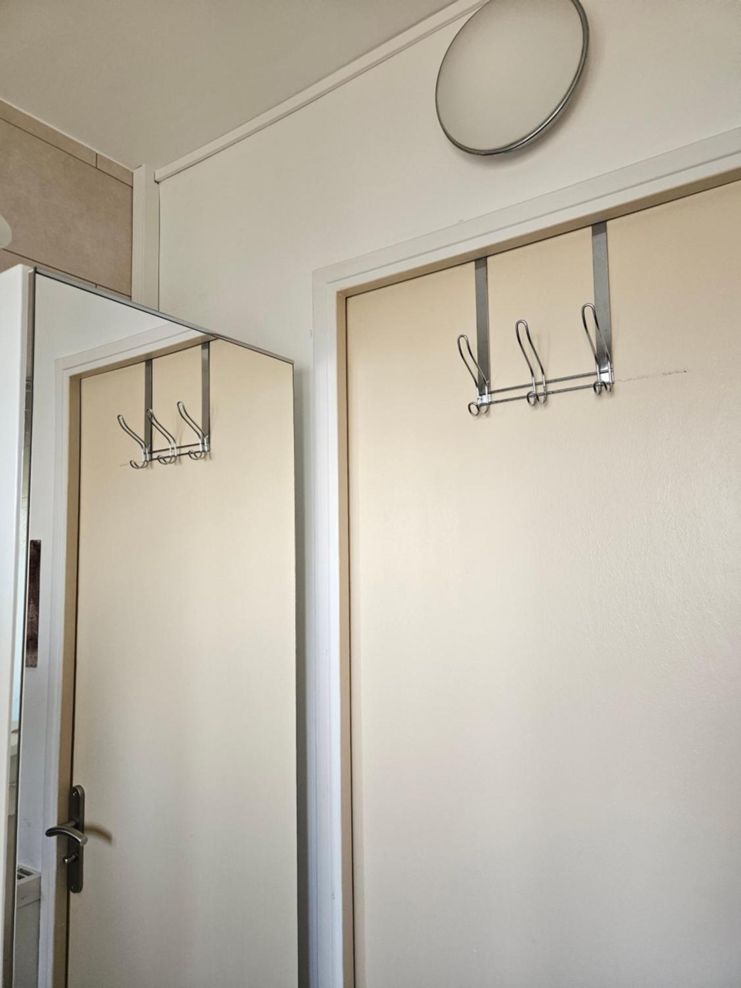 Chambre En Colocation Fille, Proche Mer, Climatisation 土伦 外观 照片