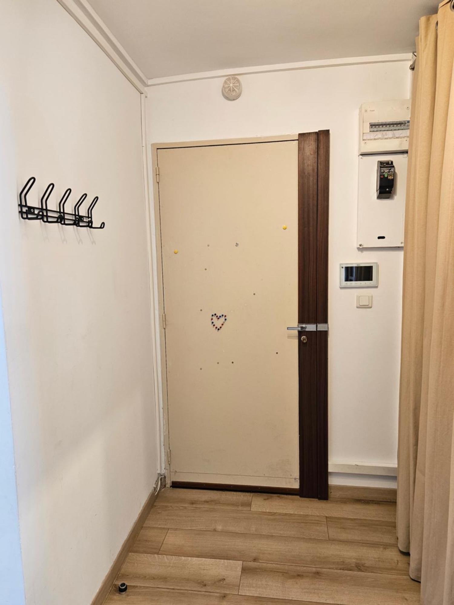 Chambre En Colocation Fille, Proche Mer, Climatisation 土伦 外观 照片