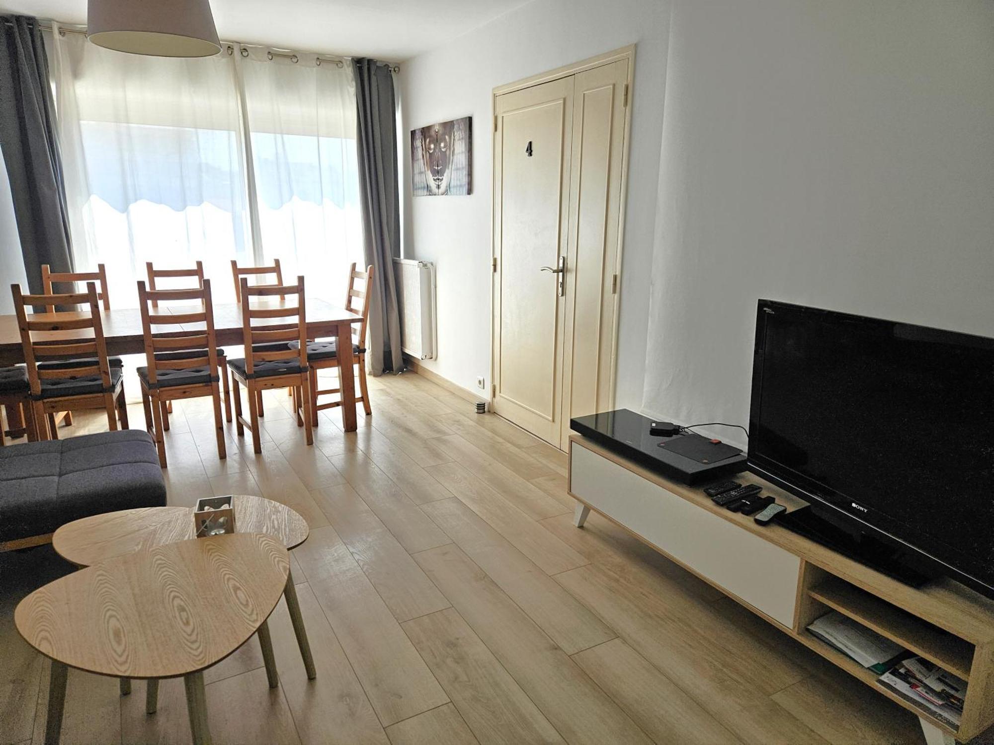 Chambre En Colocation Fille, Proche Mer, Climatisation 土伦 外观 照片