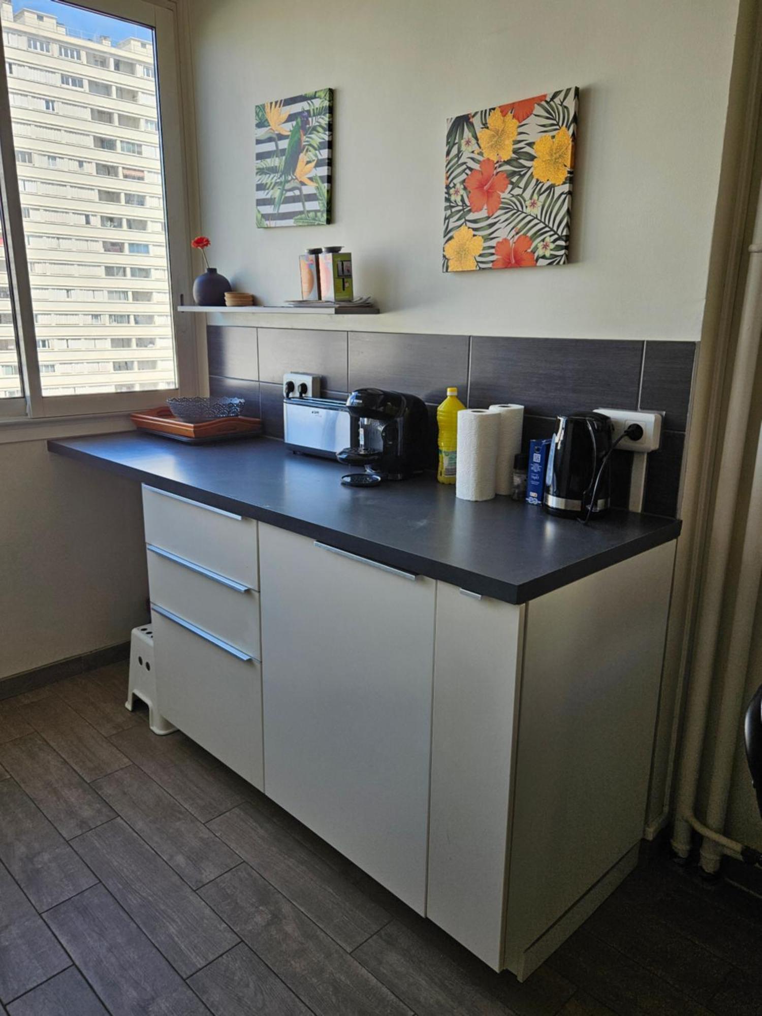 Chambre En Colocation Fille, Proche Mer, Climatisation 土伦 外观 照片