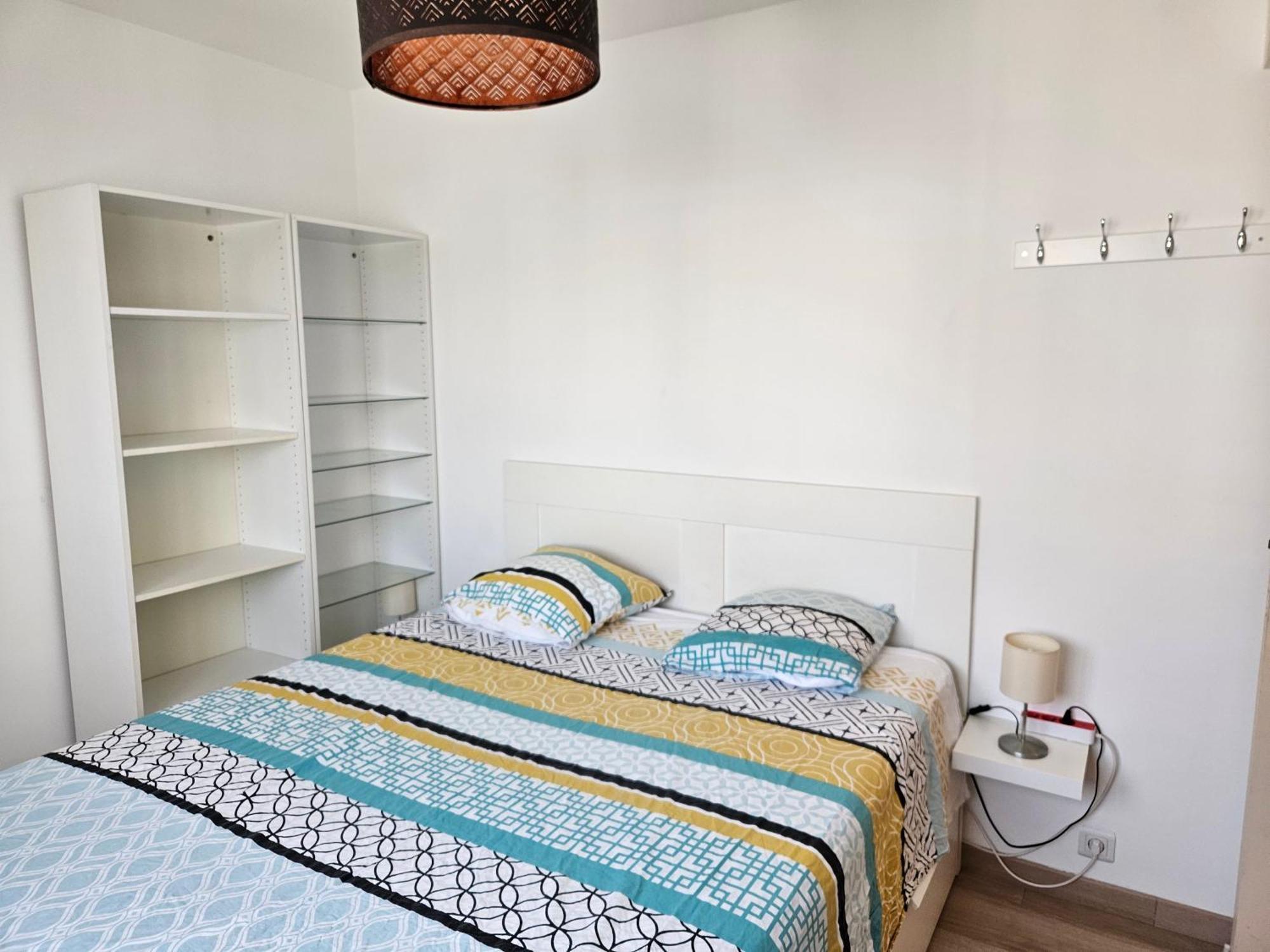 Chambre En Colocation Fille, Proche Mer, Climatisation 土伦 外观 照片