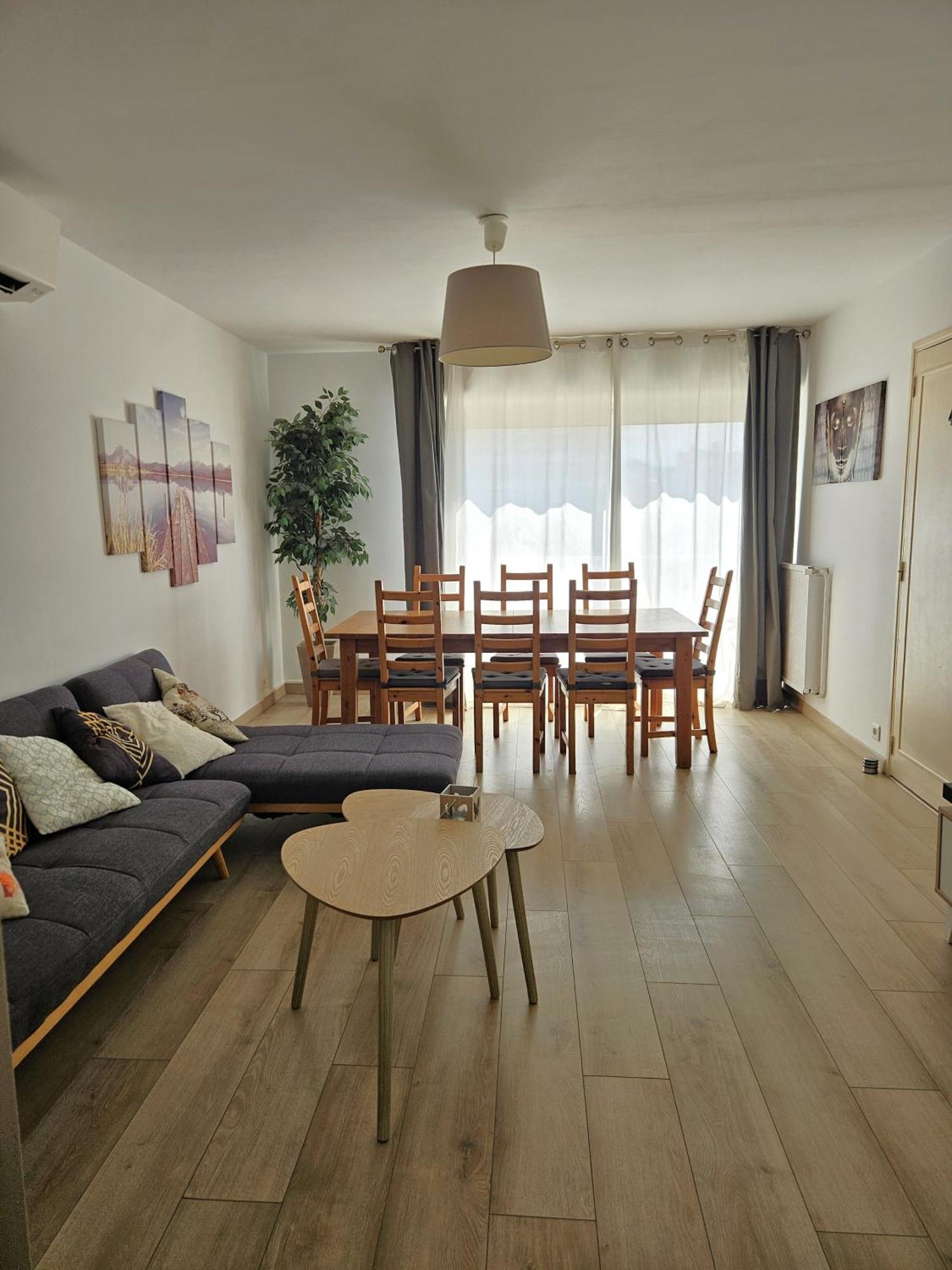 Chambre En Colocation Fille, Proche Mer, Climatisation 土伦 外观 照片